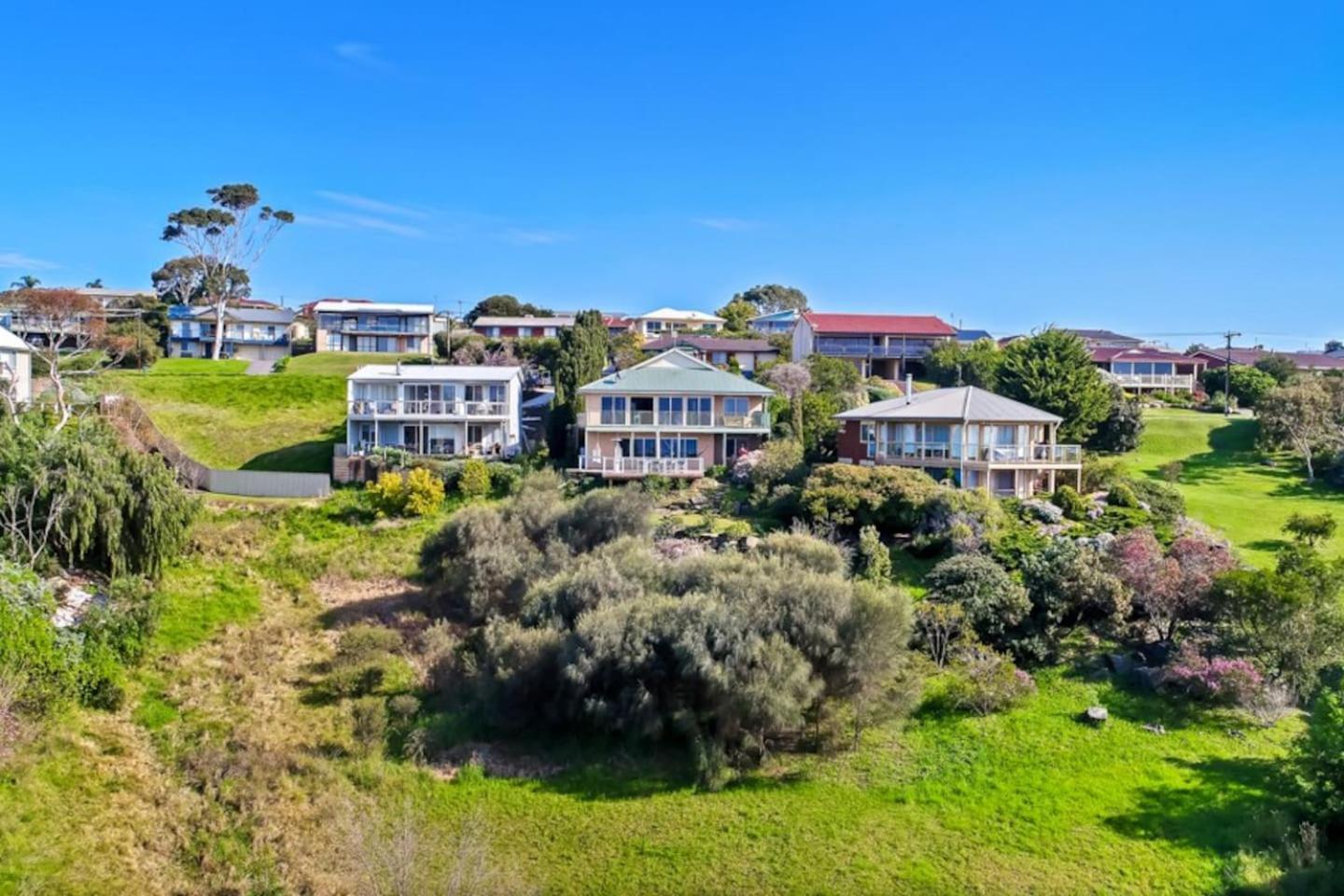 Uninterrupted Views Encounter Bay - Byo Linen Villa Exterior photo