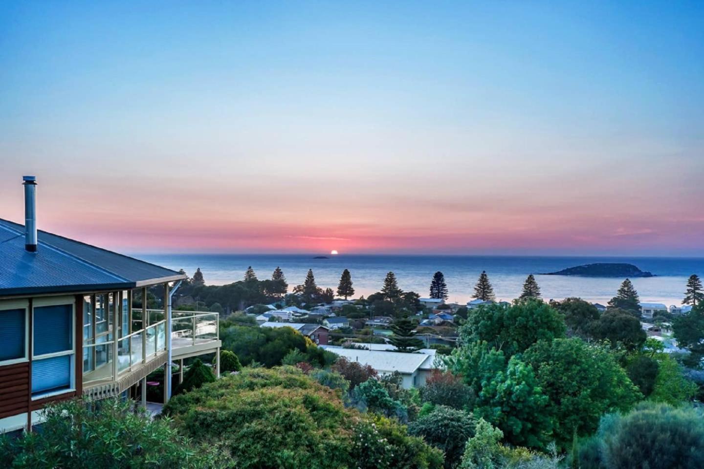 Uninterrupted Views Encounter Bay - Byo Linen Villa Exterior photo